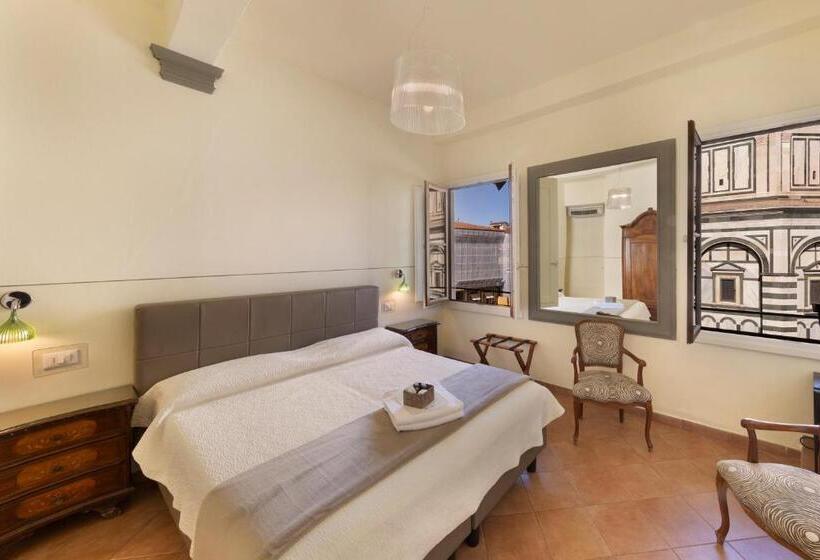 اتاق استاندارد با چشم‌انداز, B&b Soggiorno Battistero