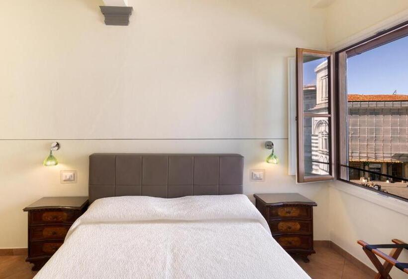 اتاق استاندارد با چشم‌انداز, B&b Soggiorno Battistero