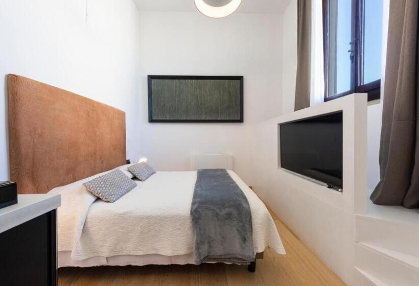 اتاق استاندارد با چشم‌انداز, B&b Soggiorno Battistero