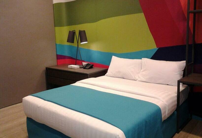 Quarto Superior, Boracay Uptown