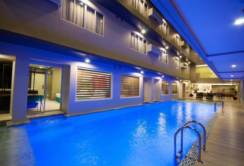 Quarto Deluxe, Boracay Uptown