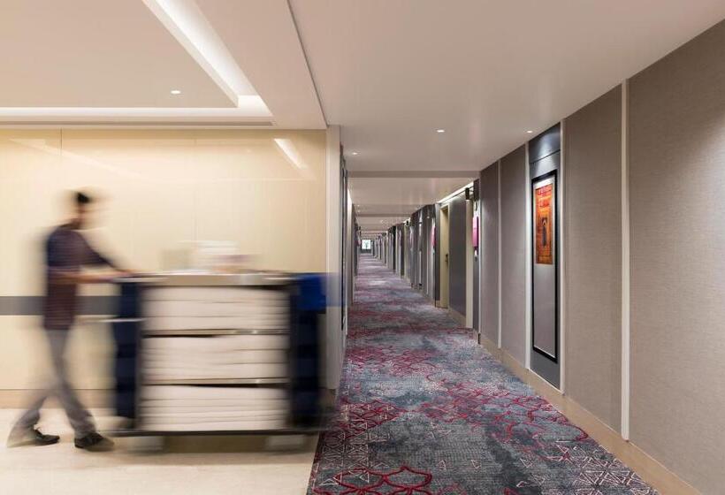 Номер Superior, Grand Mercure Agra