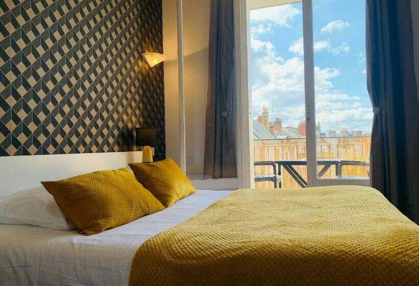 标准间, Trianon Tours