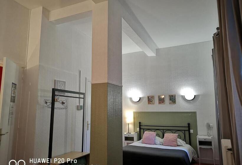 家庭间, Trianon Tours