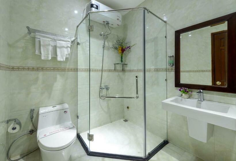 اتاق سوپریور, Iris