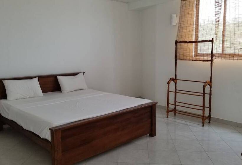 スタンダードルーム, Mirissa Heights