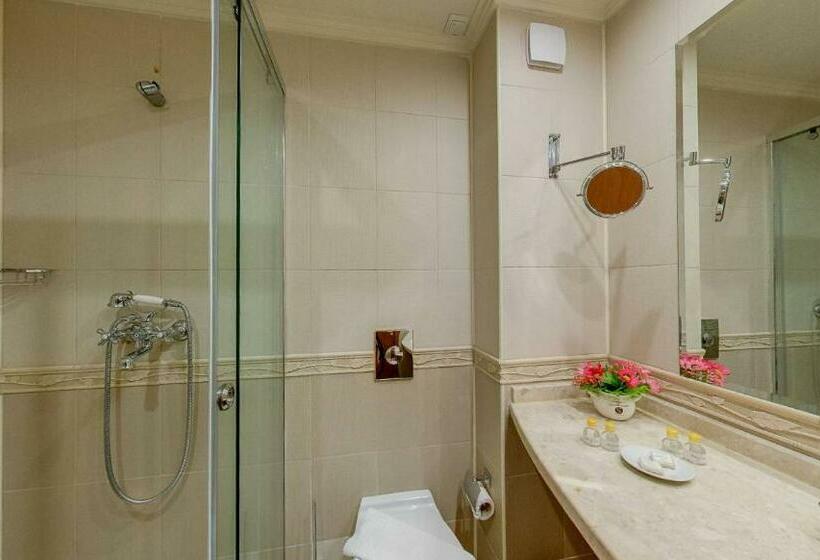 סוויטה, Mistral