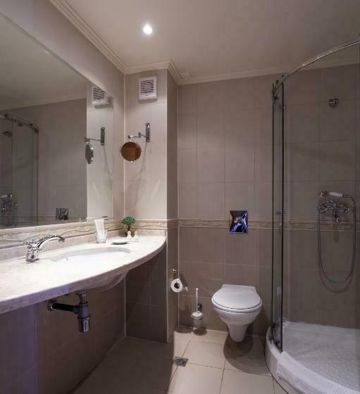 סוויטה, Mistral