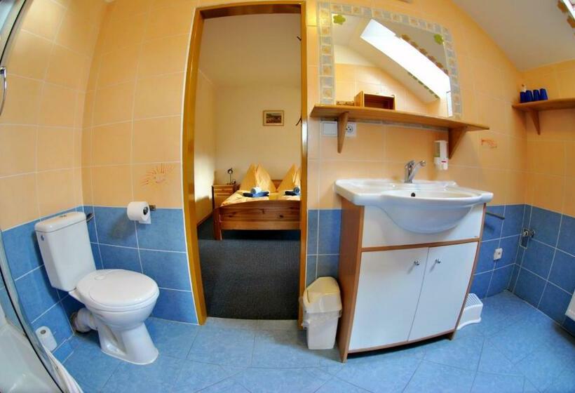 Апартаменты 2 Спальни, Penzion Maria