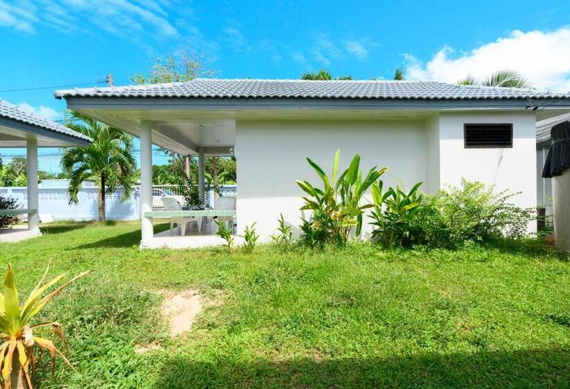 بنجلو عائلى, Sunsuko Village Panwa