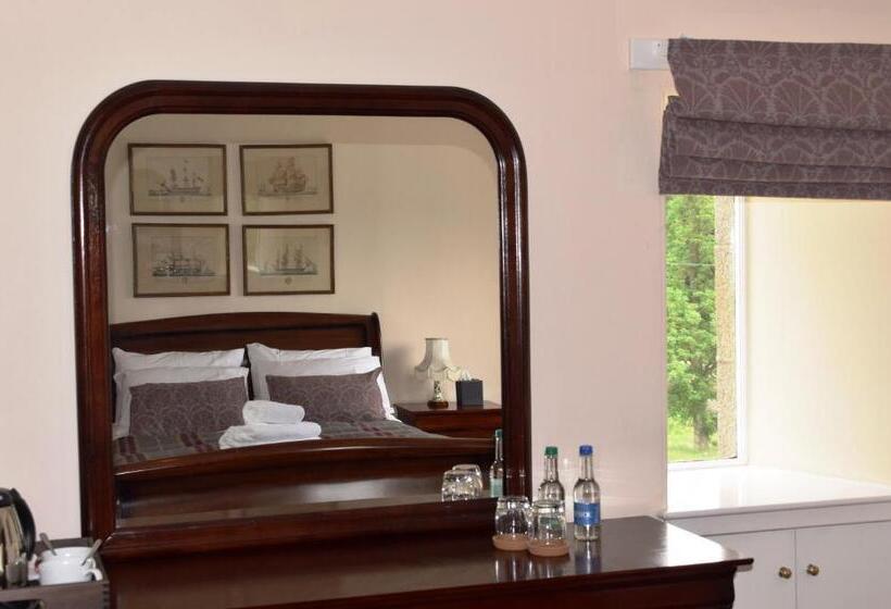 חדר סטנדרט עם מיטת קינג, Saplinbrae Hotel And Lodges