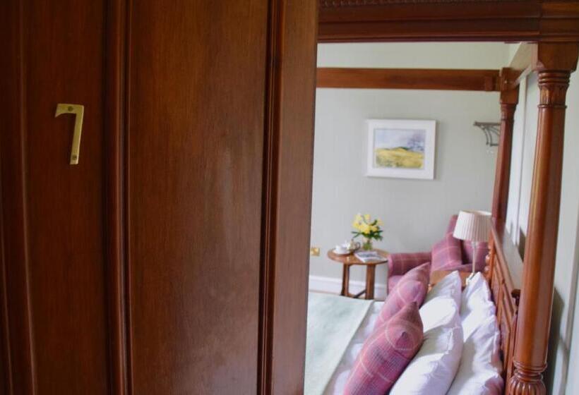 חדר דחוקס עם מיטת קינג, Saplinbrae Hotel And Lodges