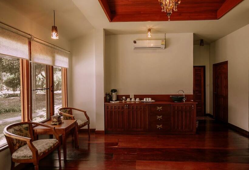 家庭套房, Sasidara Resort Nan