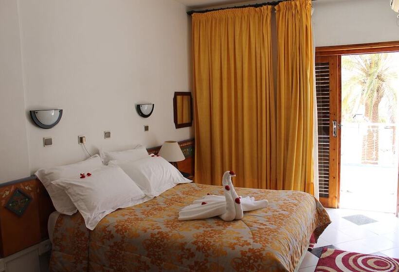 高级大房间, Sindibad