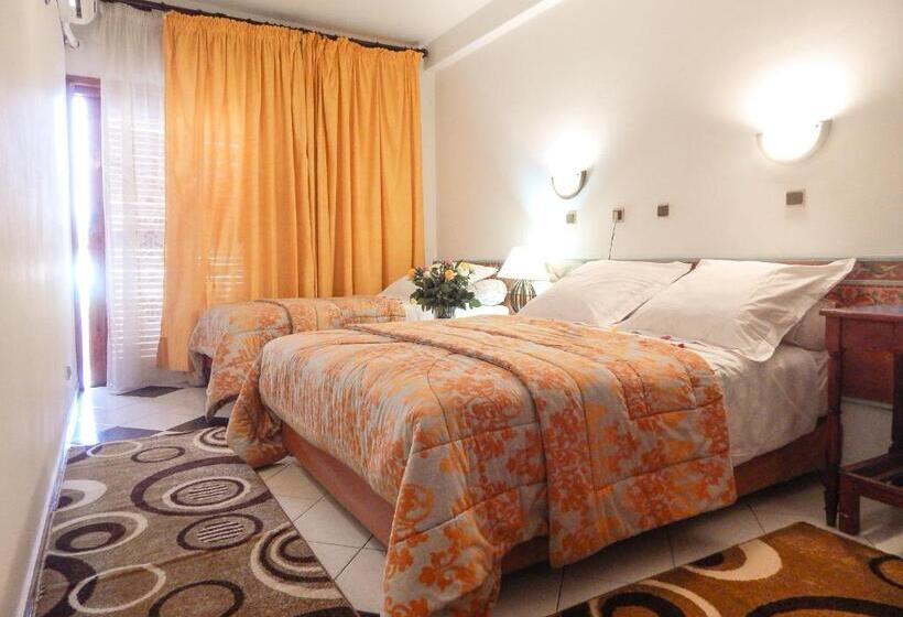 高级大房间, Sindibad