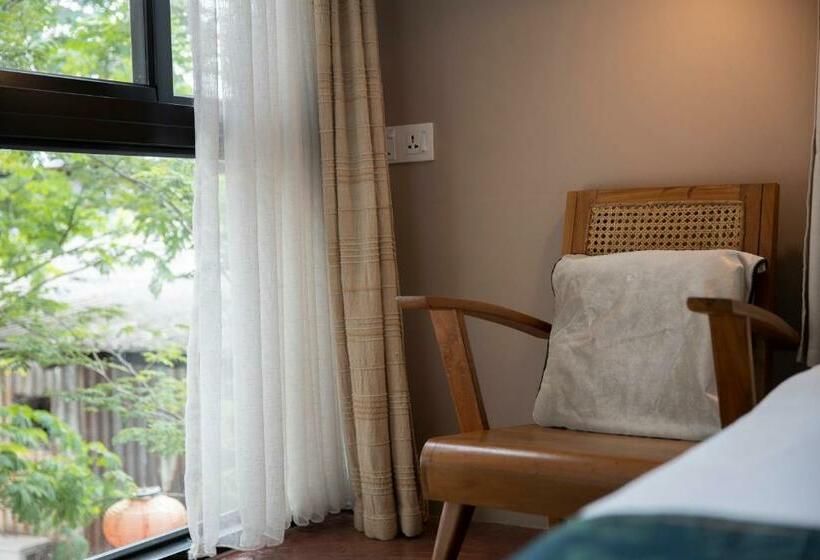 חדר סטנדרט, Sweet Cili