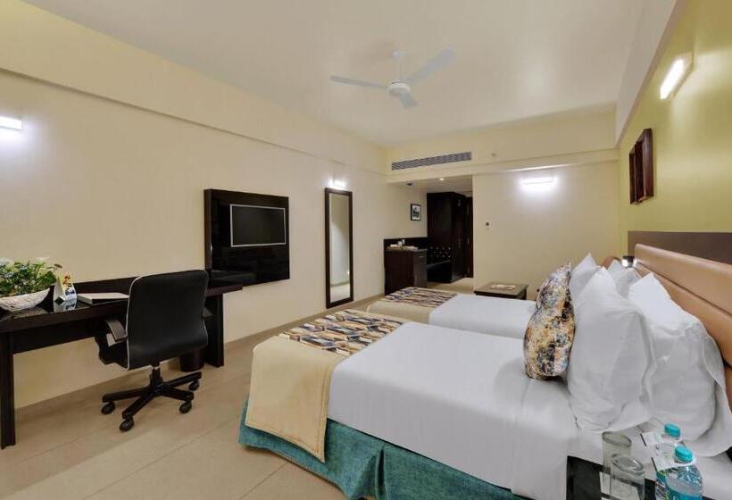 Номер Superior Кровать Кинг, The Fern Kesarval Hotel & Spa, Verna Plateau   Goa