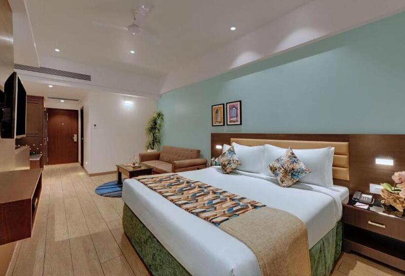 Номер Клуб, The Fern Kesarval Hotel & Spa, Verna Plateau   Goa