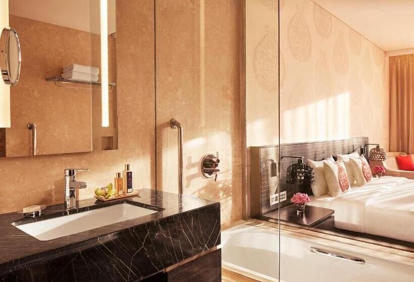 سوئیت پریمیوم, Vivanta Guwahati