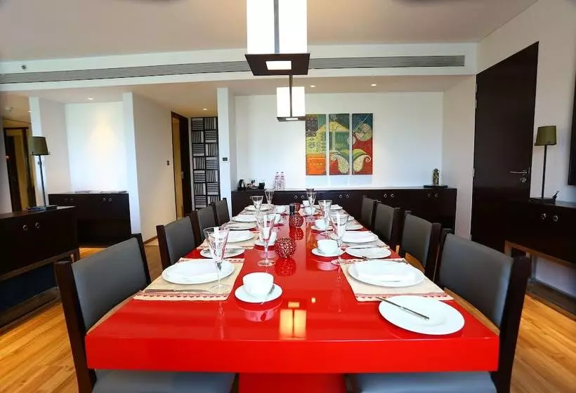 プレジデントスイートルーム, Vivanta Guwahati