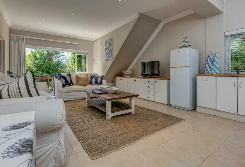 家庭间, Amanzi Island Boutique