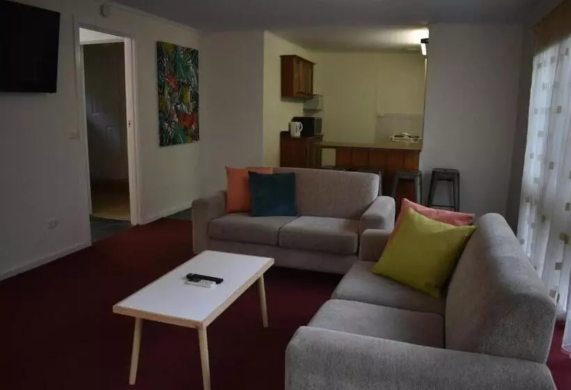 ファミリールーム, Sanctuary House Resort Motel