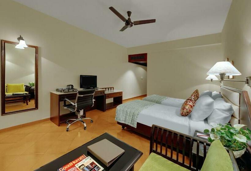 غرفة ديلوكس, The Fern Kesarval Hotel & Spa, Verna Plateau   Goa