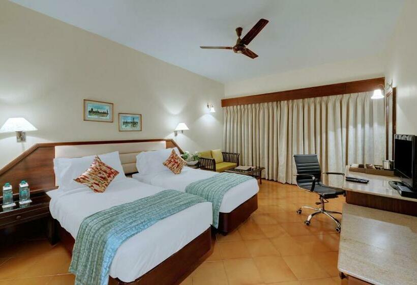غرفة ديلوكس, The Fern Kesarval Hotel & Spa, Verna Plateau   Goa