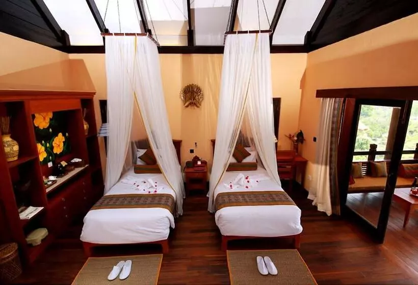 ویلای لوکس 1 خوابه, The Hotel Kalaw Hill Lodge