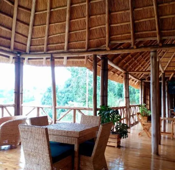スタンダードシングルルーム, Keije Resort Bunyonyi