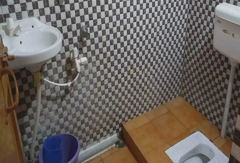 デラックストリプルルーム, Oyo 80932 Rr Guest House