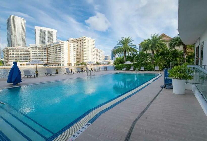 בית, חדר שינה 1, Spectacular View With Balcony, Pool, Near Beach