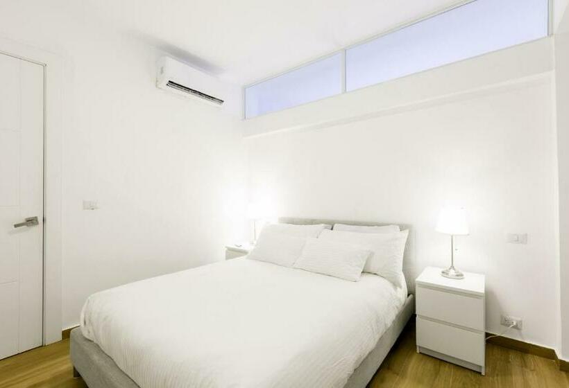 سوییت لوکس, Grand Caribe Beach Club And Spa Playa Los Corales