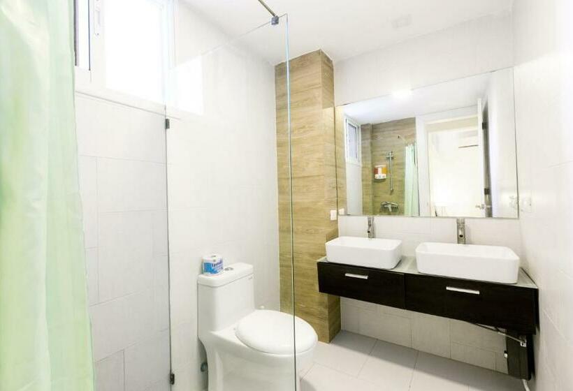 سوییت لوکس, Grand Caribe Beach Club And Spa Playa Los Corales