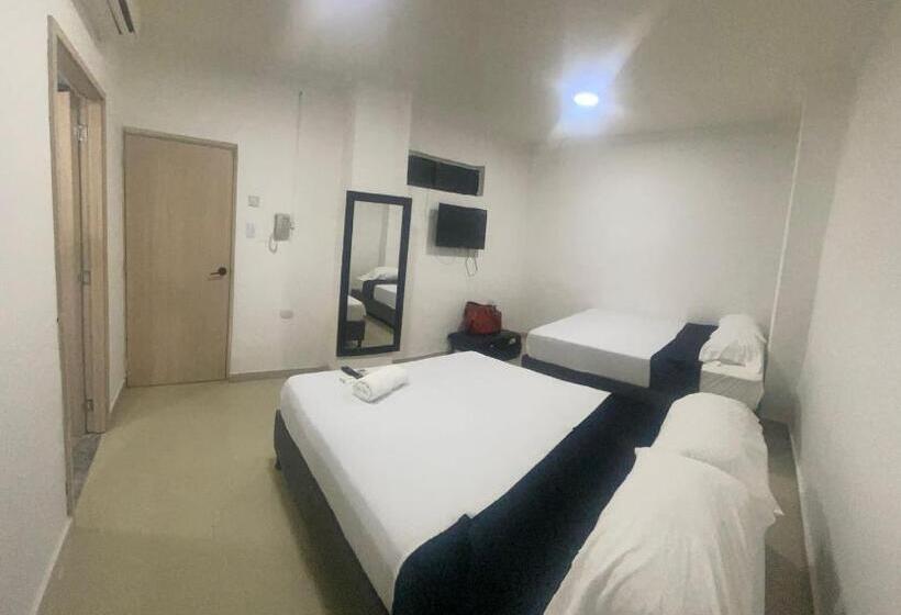 Четырехместный Номер Классик, Imperial House