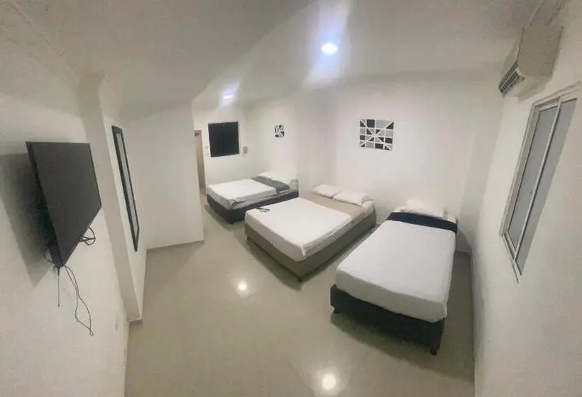 ファミリールーム, Imperial House