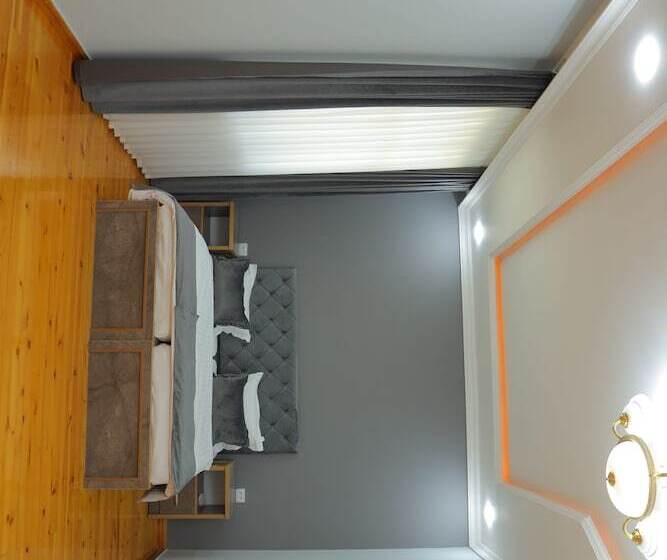 Quarto Estandar, The Art