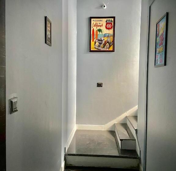 سوییت با چشم‌انداز کوه, R M Resort   Luxury Rooms With Pool