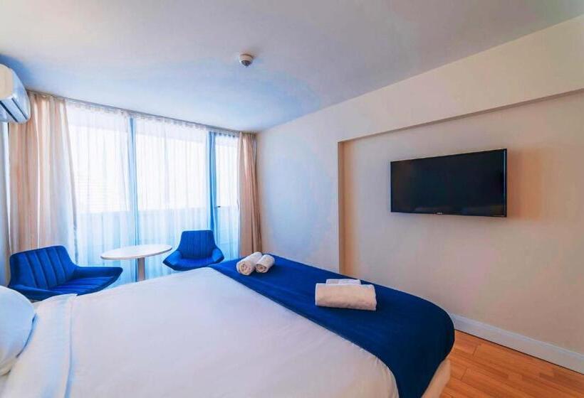 استودیو استاندارد با تخت کینگ, Elegance Sea View Aparthotel In Orbi City Batumi