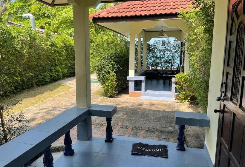 패밀리 방갈로, Pen S Bungalow Koh Phangan