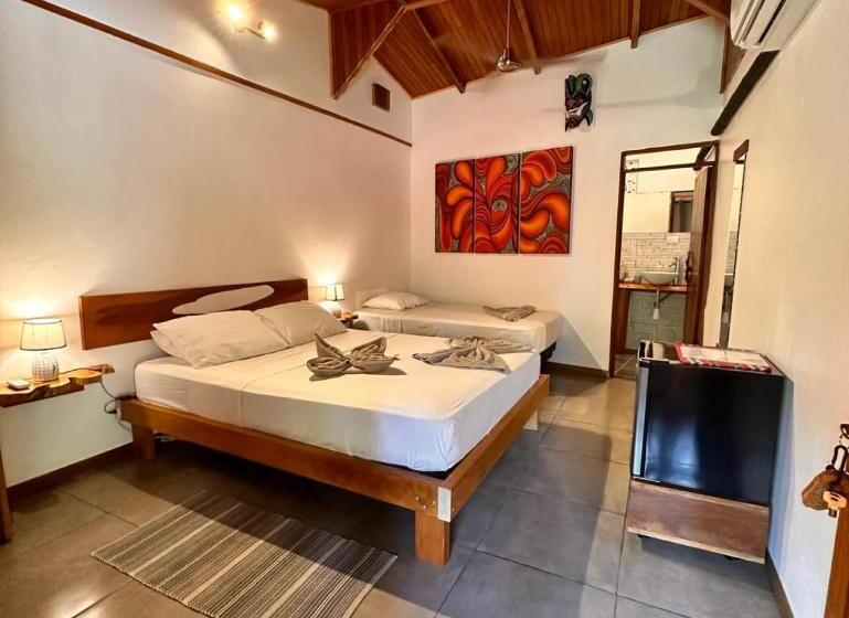 标准三人间, Beach Front Bahia