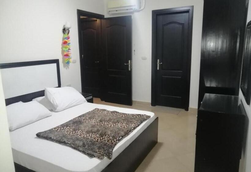 آپارتمان 1 خوابه با چشم‌انداز دریا, Porto Marina