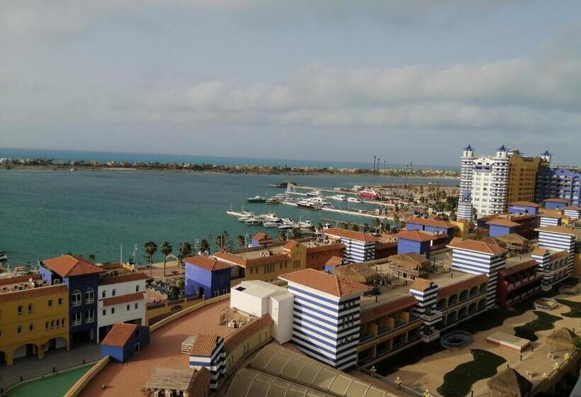 آپارتمان 1 خوابه با چشم‌انداز دریا, Porto Marina