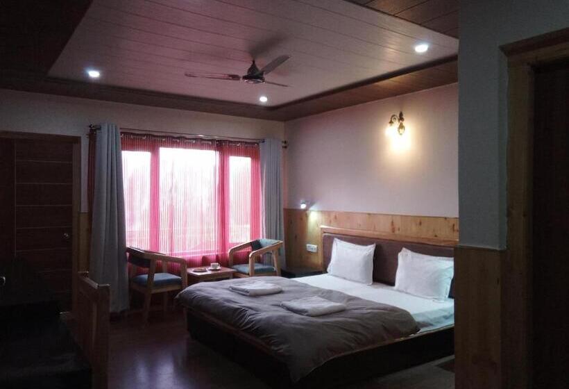 اتاق لوکس, Chandan Guest House