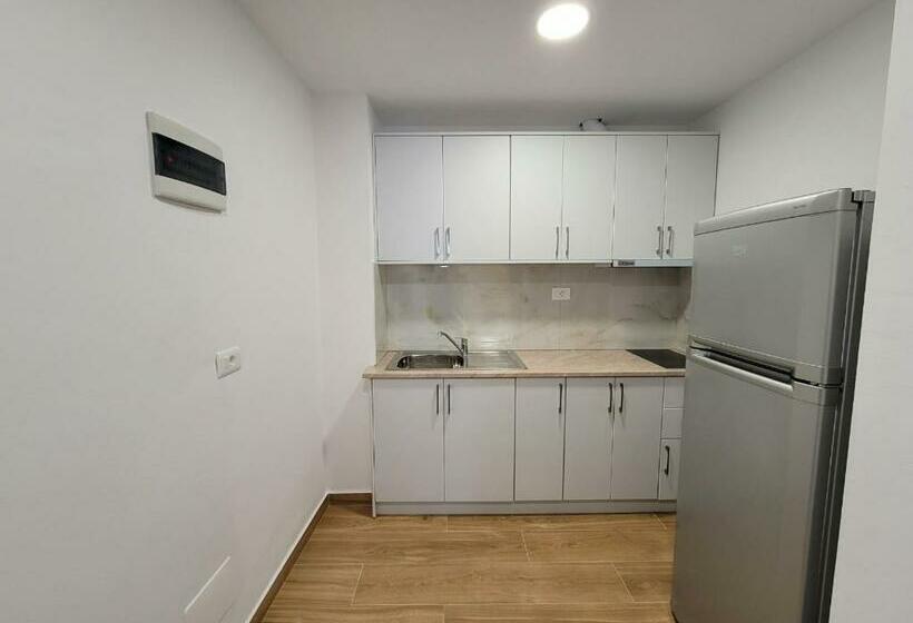 آپارتمان لوکس 1 خوابه, Villa Jiota