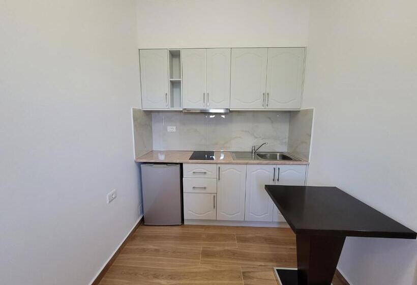 آپارتمان لوکس 1 خوابه, Villa Jiota