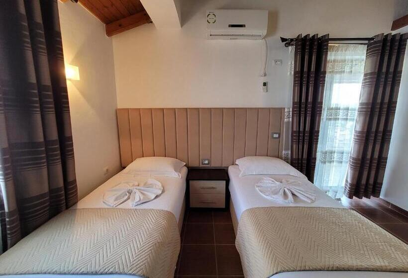 带海景的复工套房, Villa Jiota