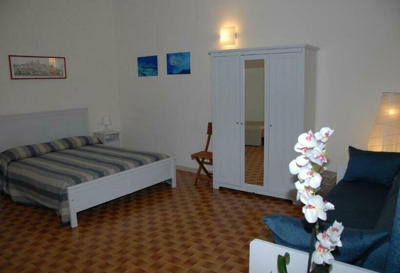 四人标准间, I Due Mari