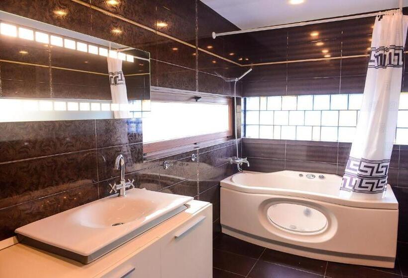 带1个卧室的带海景的公寓, North Beach