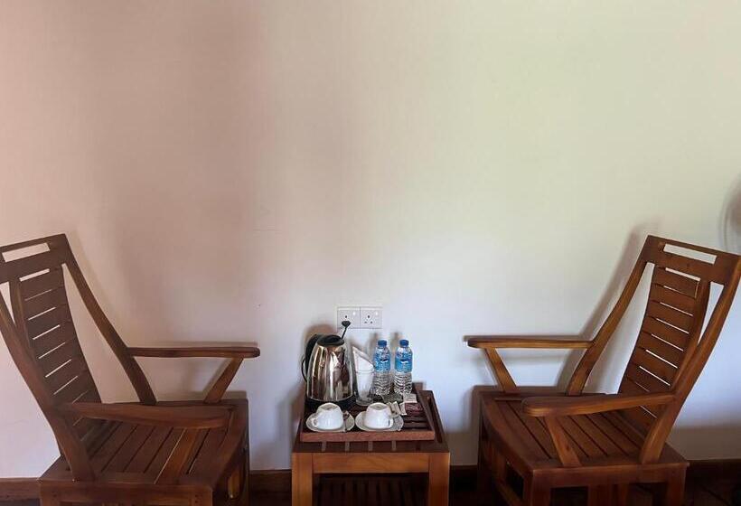 Вилла Deluxe 1 Спальня, Saffron Lake Yala